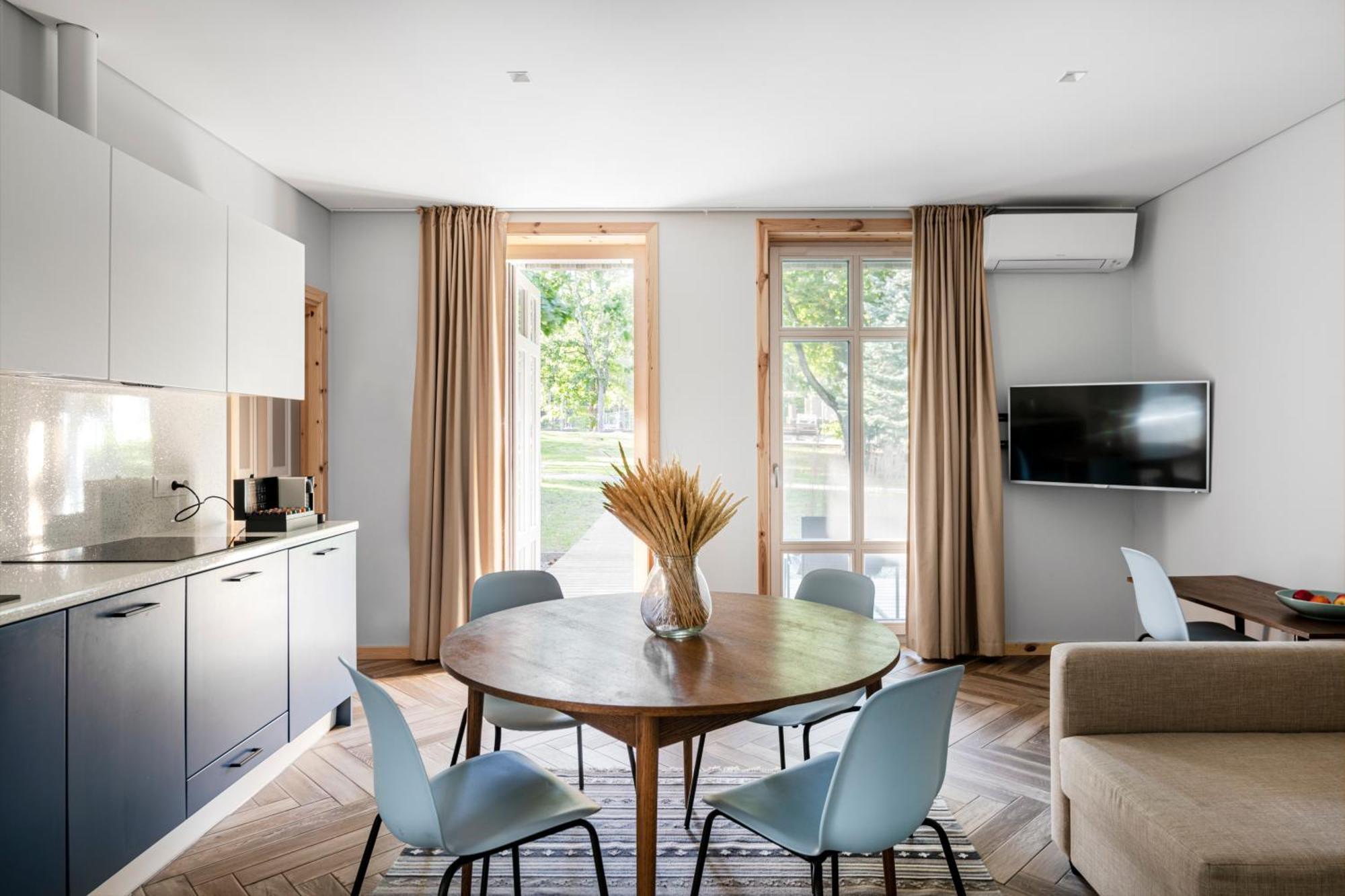 Uz Juru Mariu Apartment Juodkrante Ruang foto