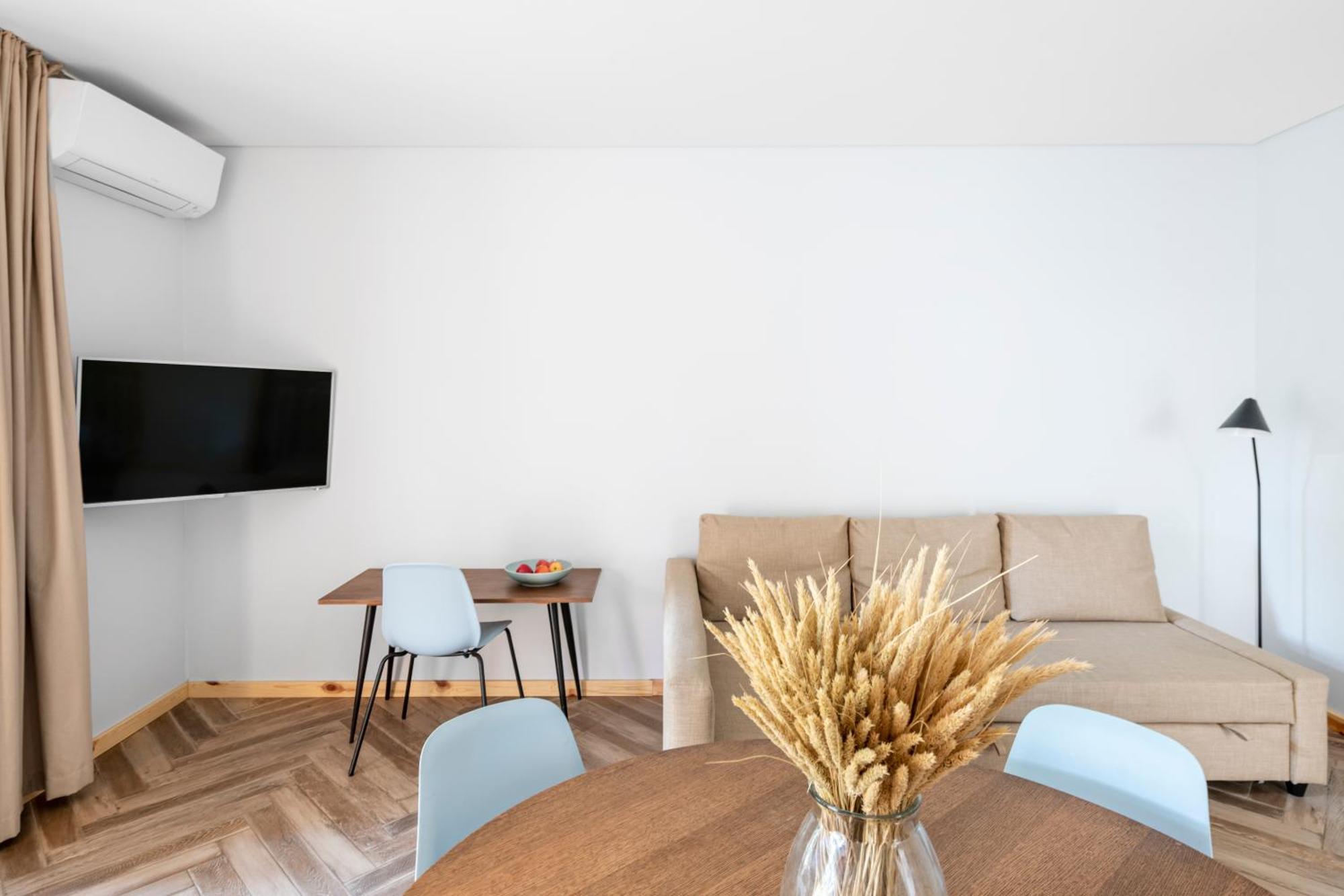 Uz Juru Mariu Apartment Juodkrante Ruang foto