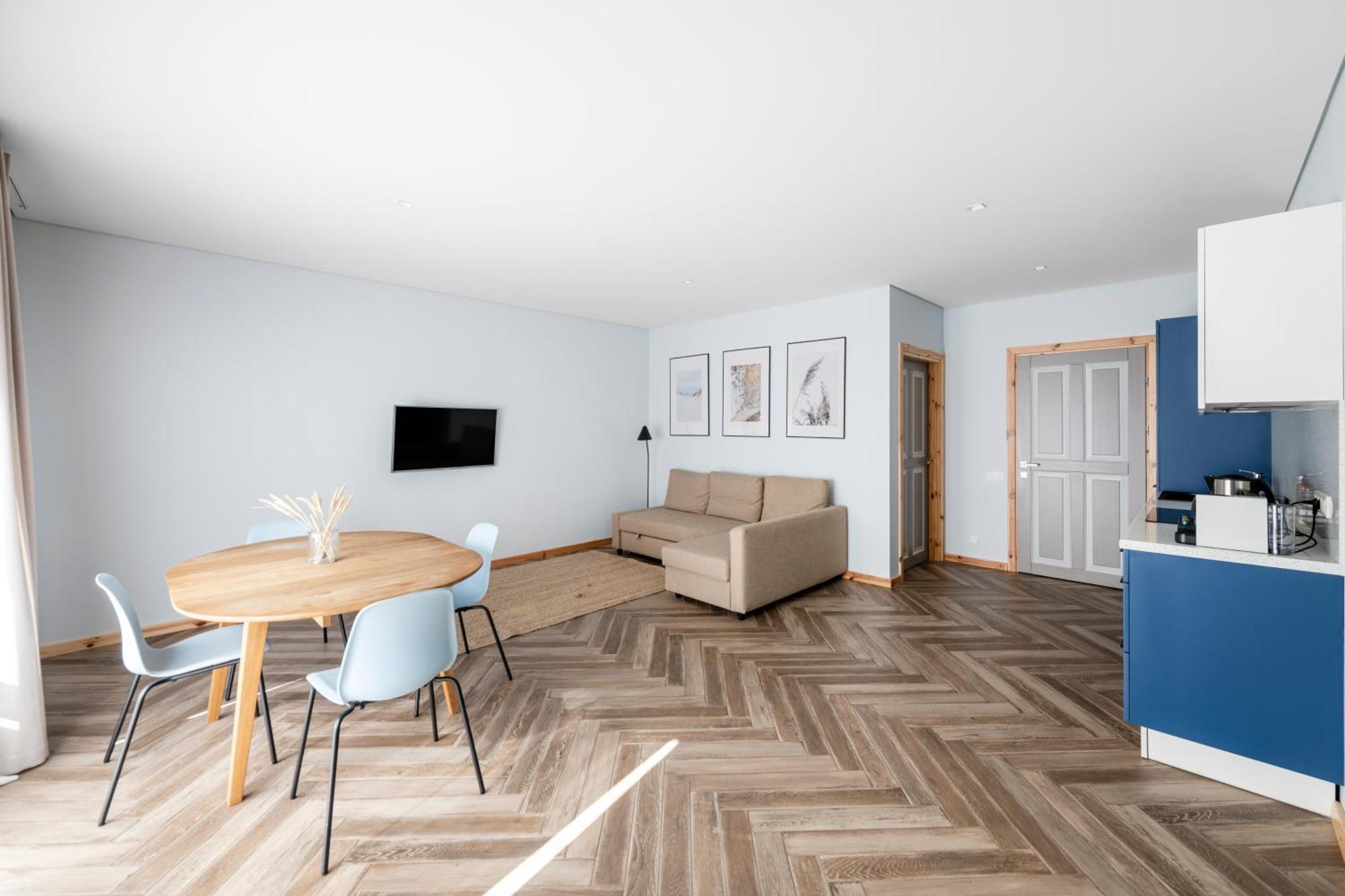 Uz Juru Mariu Apartment Juodkrante Ruang foto